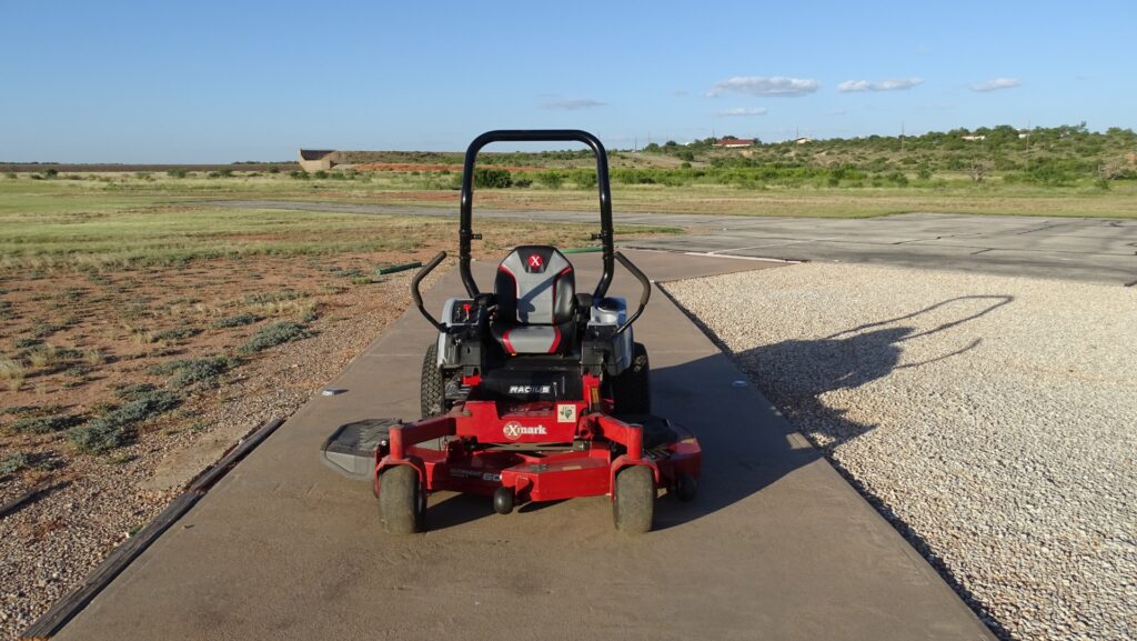 ExMark E Series 01
