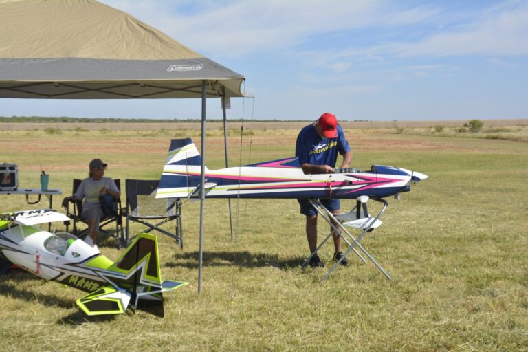 Flightline 09