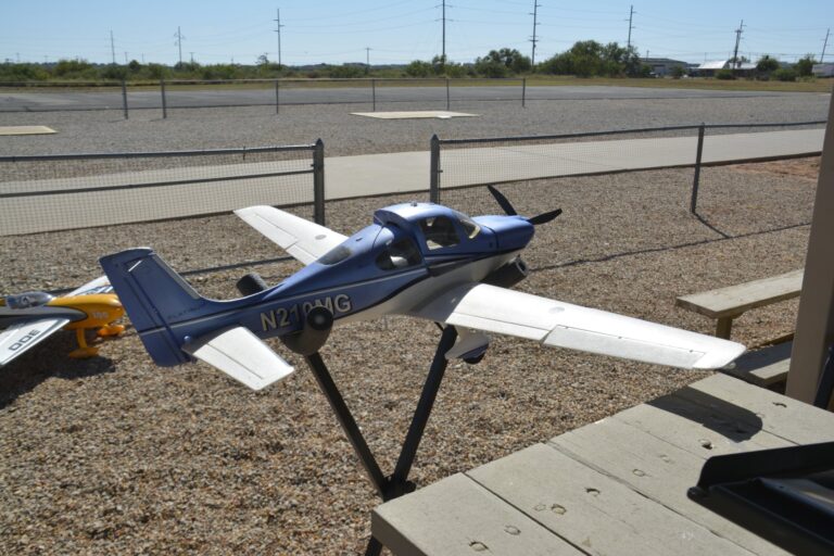Flightline 28